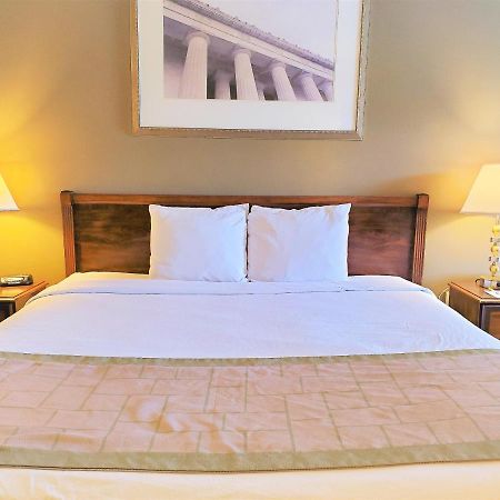 Days Inn By Wyndham Towson Extérieur photo