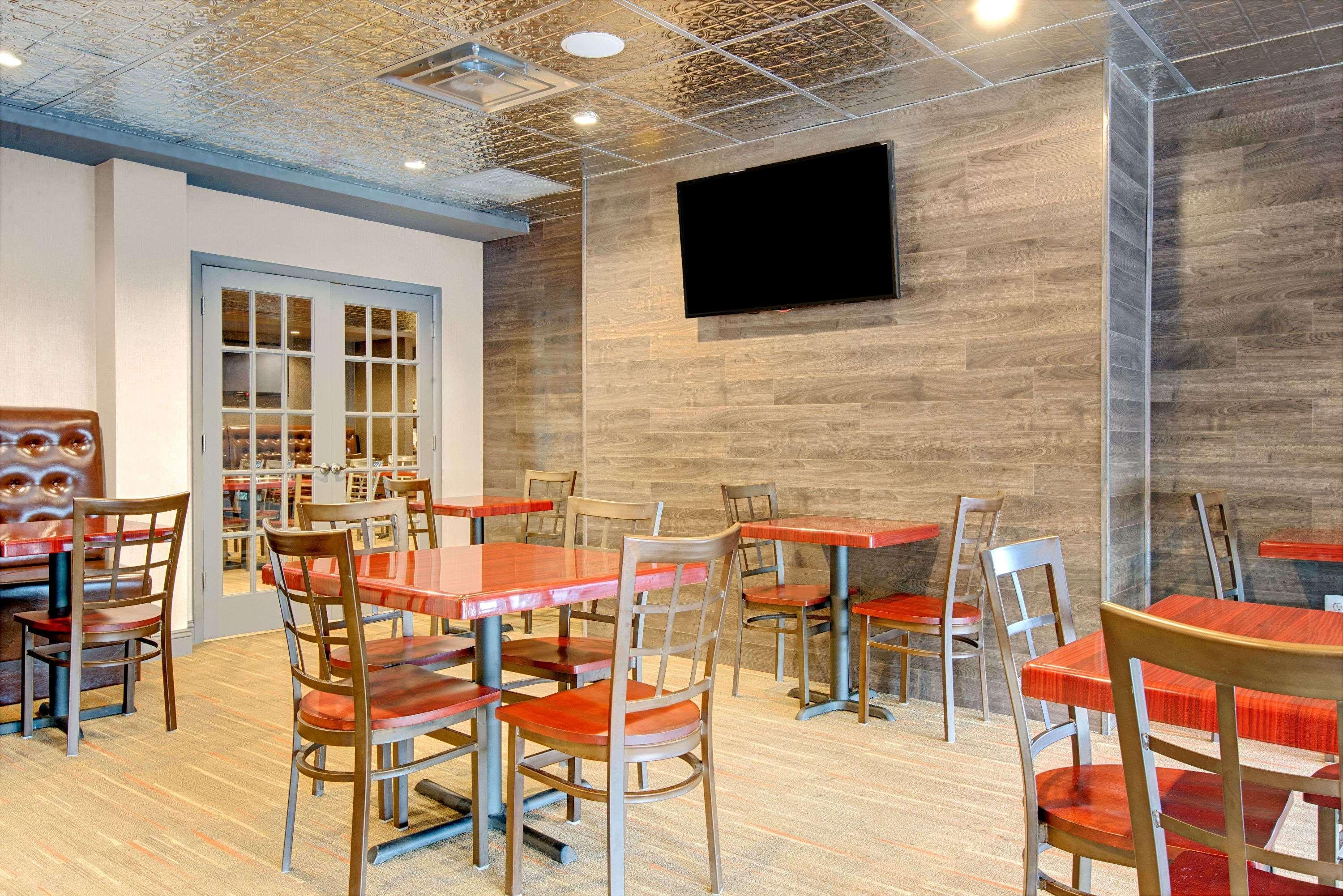 Days Inn By Wyndham Towson Extérieur photo