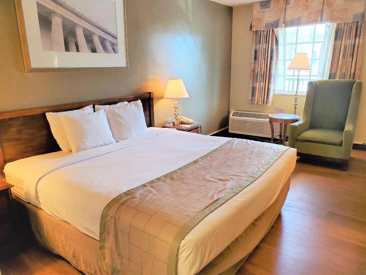 Days Inn By Wyndham Towson Extérieur photo