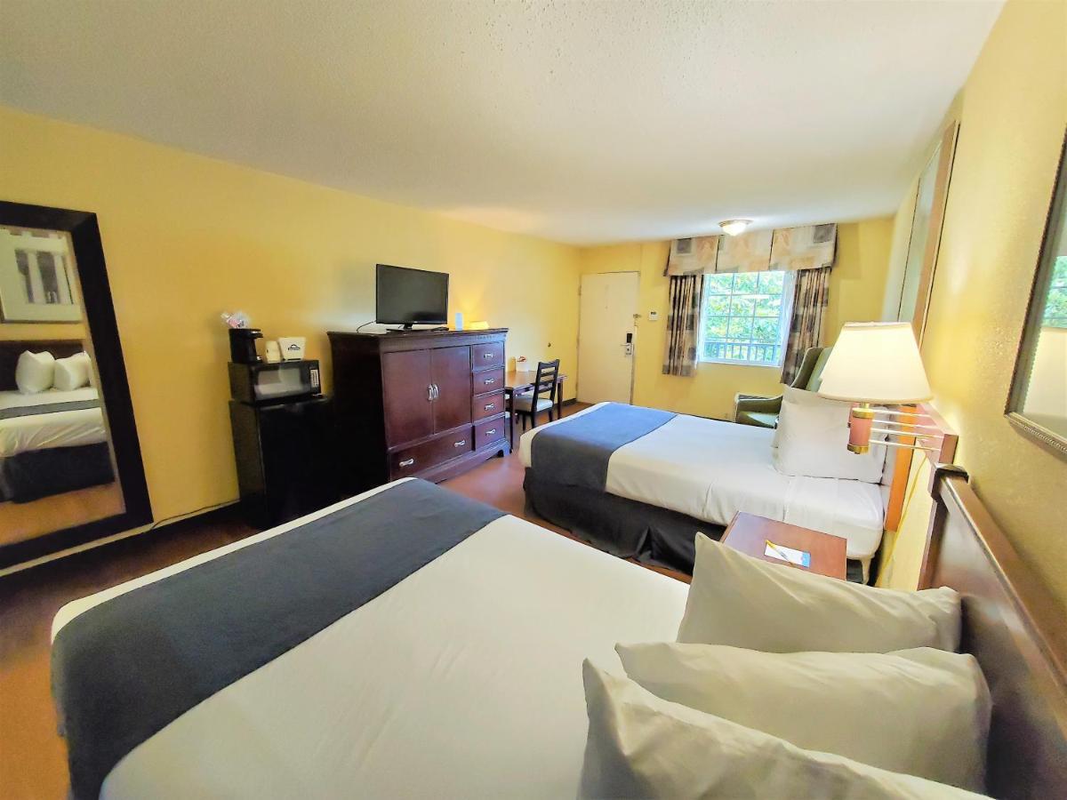 Days Inn By Wyndham Towson Extérieur photo