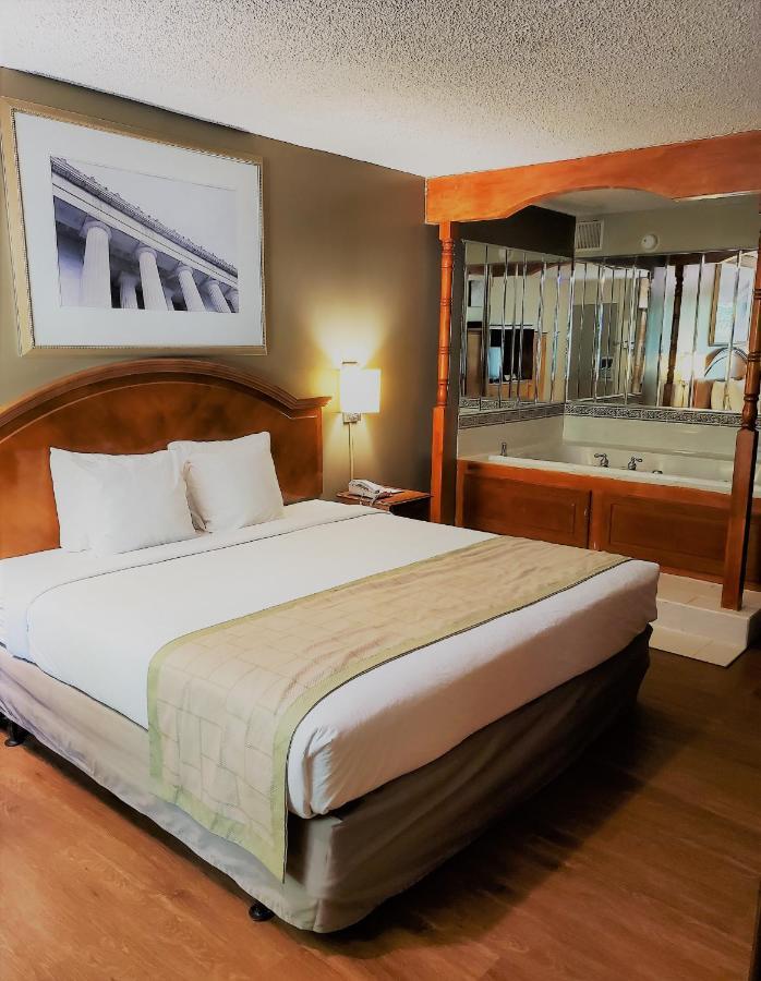 Days Inn By Wyndham Towson Extérieur photo